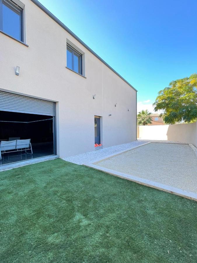 Villa 400M2 Piscine Interieure Tres Calme آجد المظهر الخارجي الصورة