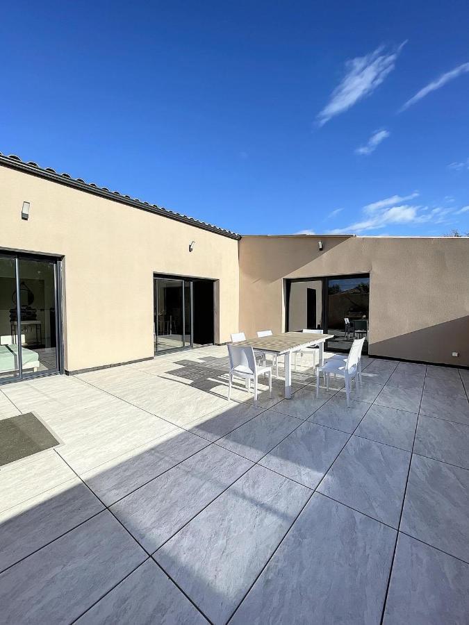 Villa 400M2 Piscine Interieure Tres Calme آجد المظهر الخارجي الصورة