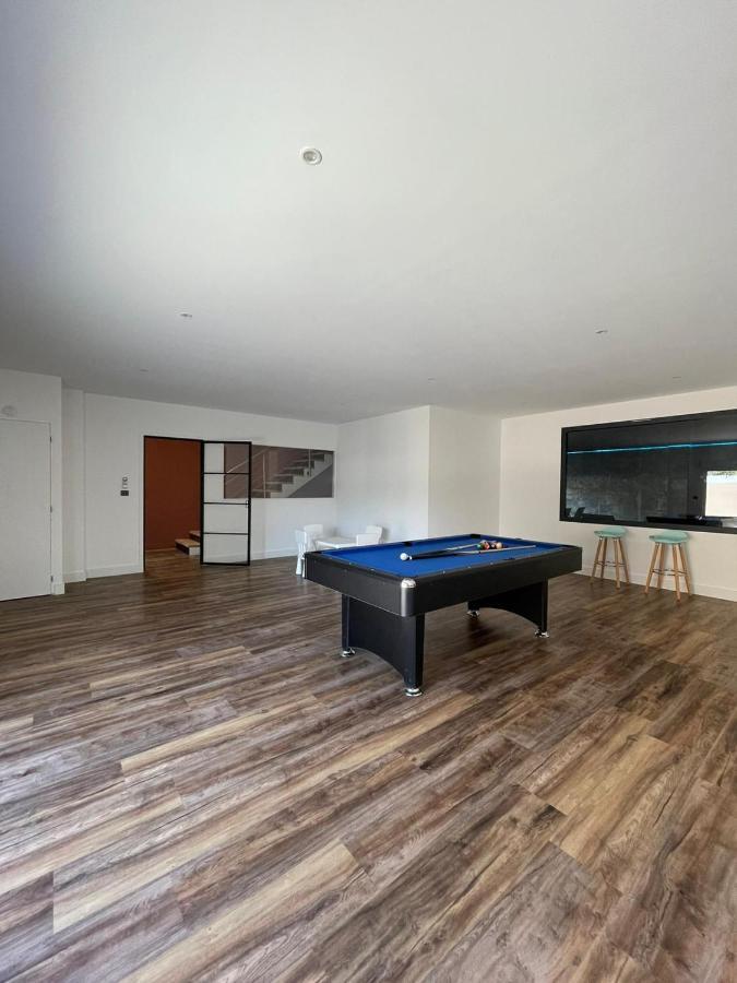 Villa 400M2 Piscine Interieure Tres Calme آجد المظهر الخارجي الصورة